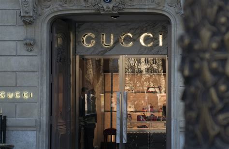 gucci social media marketing|Gucci fashion strategy.